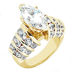 2.50 carati anello di fidanzamento Marquise Diamond