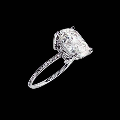 2.51 carati. Solitario con anello di diamanti con cuscino scintillante con accenti - harrychadent.it