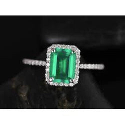 5.45 carati verde smeraldo taglio smeraldo con anello nuziale di diamanti 14K