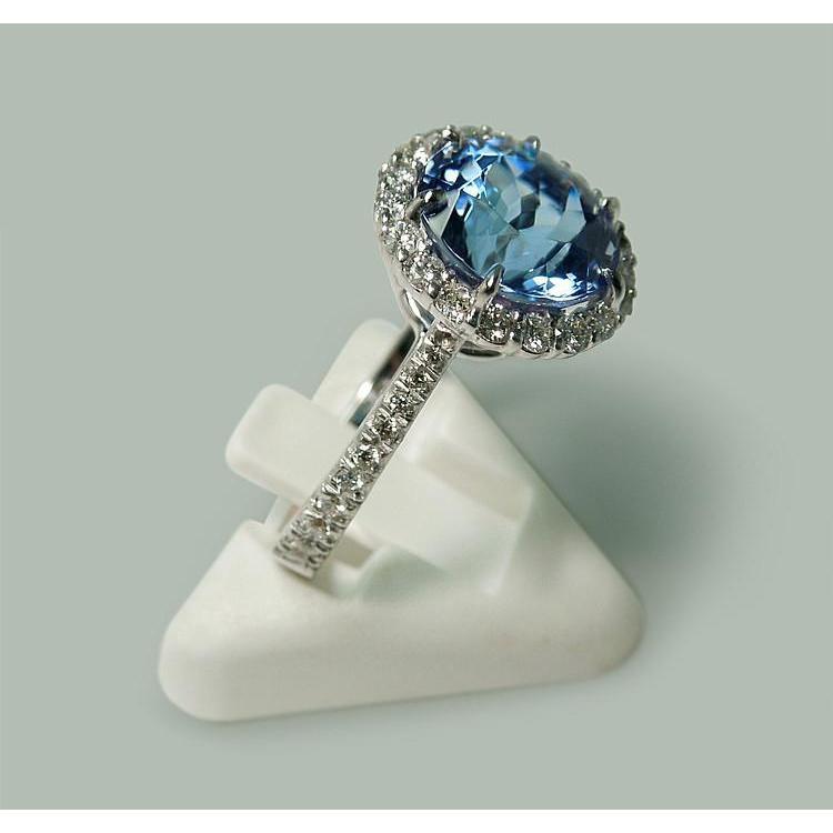 6 ct. Anello solitario con tanzanite rotonda e diamanti con accenti WG 14K - harrychadent.it