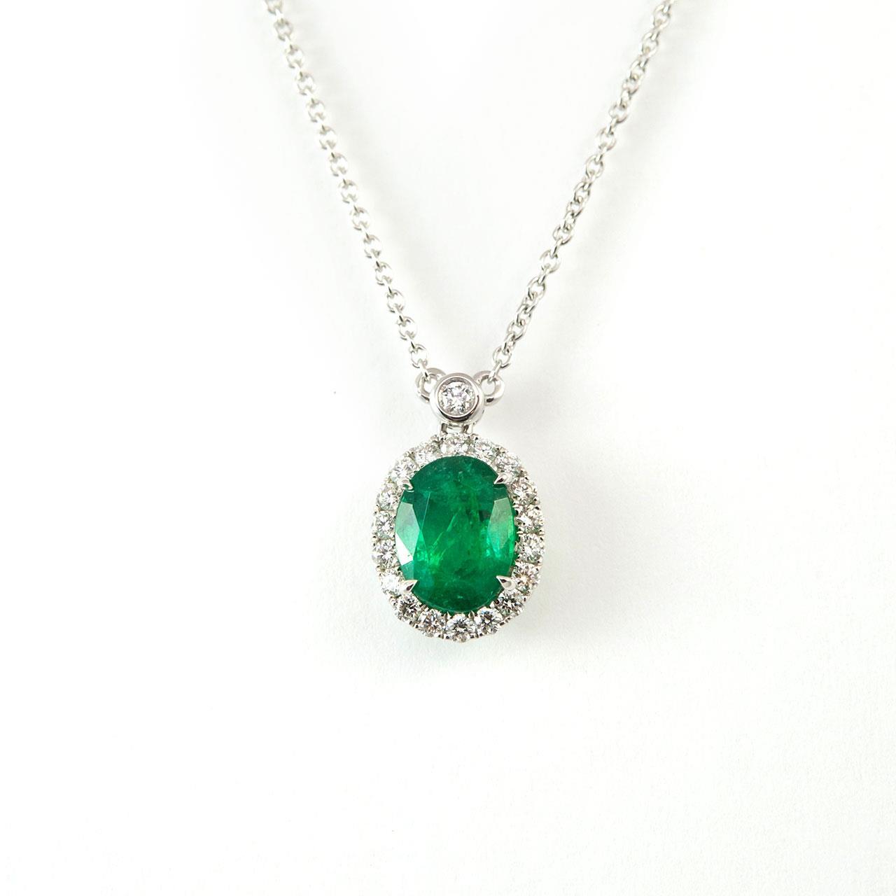 7.50 ct. Collana Ciondolo in pietra preziosa verde smeraldo e diamanti - harrychadent.it