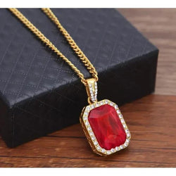 8.40 carati rubino radiante con diamanti rotondi ciondolo collana 14K