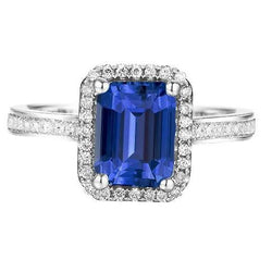 Anello Halo Con Diamante Rotondo Con Accenti Zaffiro Blu Naturale 4 Carati