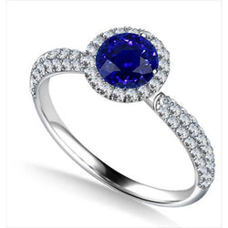Anello Halo con zaffiro di Ceylon a 3 carati e accenti con doppio pavé di diamanti tondi