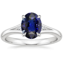 Anello a tre pietre con gambo diviso in zaffiro dello Sri Lanka ovale da 2,75 carati