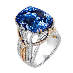 Anello bicolore con zaffiro blu di Ceylon e diamanti da 8.51 ct