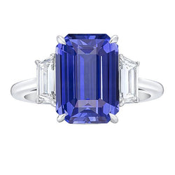 Anello con 3 pietre blu zaffiro smeraldo e diamanti trapezoidali 3.50 carati