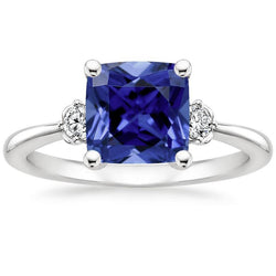 Anello con 3 pietre di diamante e zaffiro dello Sri Lanka con cuscino 2.75 carati