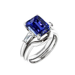 Anello con 3 pietre di zaffiro blu smeraldo e diamanti baguette incastonati da 1,75 carati