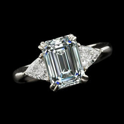 Anello con 3 trilioni di pietre e smeraldo con diamanti a doppia punta 7.25 carati