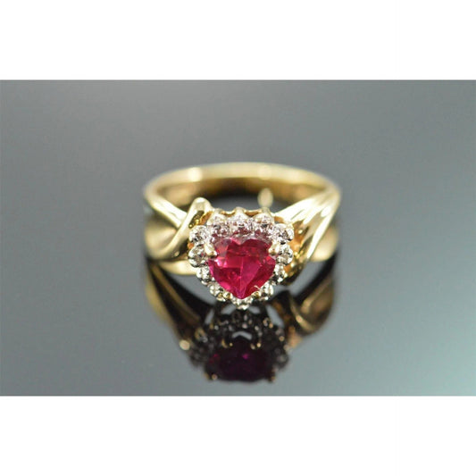 Anello con diamante rosso rubino a forma di cuore 2.15 carati oro giallo 14K - harrychadent.it