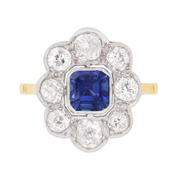 Anello con diamanti Halo e zaffiro con castone incastonato Asscher Cut Flower Style 4 carati
