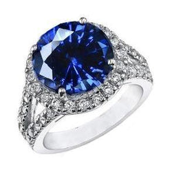 Anello con diamanti a taglio rotondo con zaffiro blu di Ceylon. gioielli in oro da 3.75 carati