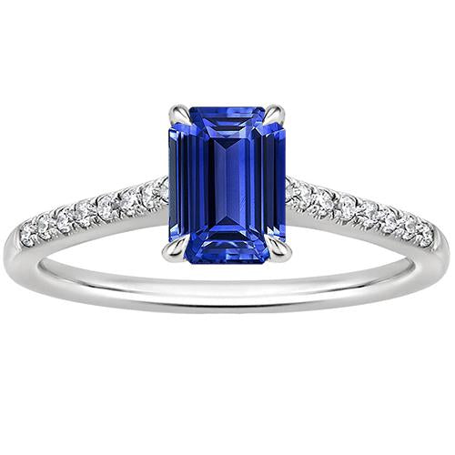 Anello con pavé di diamanti. smeraldo. zaffiro di Ceylon. oro bianco. 3.50 carati - harrychadent.it