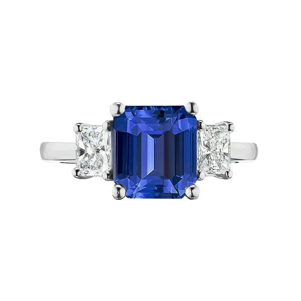 Anello con tre pietre Princess. diamante e zaffiro blu smeraldo 2.50 carati - harrychadent.it