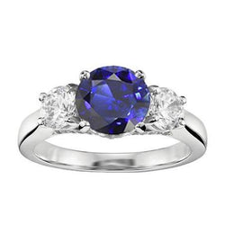 Anello con tre pietre da 2 carati con zaffiro blu naturale rotondo e diamanti