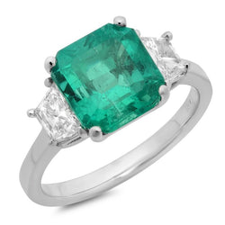 Anello con tre pietre in oro bianco 18K con diamante verde smeraldo da 4.25 carati Nuovo