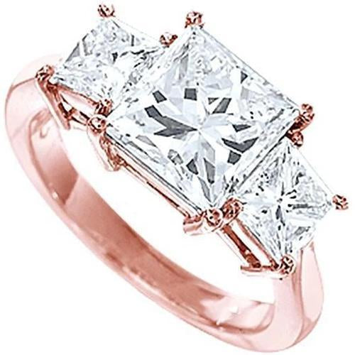 Anello con tre pietre per fidanzamento con diamante taglio principessa da 3.01 carati - harrychadent.it