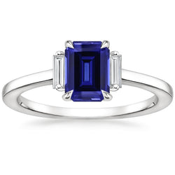 Anello con zaffiro Ceylon blu 2,50 carati e diamante con una parure di 3 pietre in oro bianco 14k