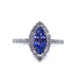 Anello con zaffiro blu marquise dello Sri Lanka da 2,60 carati e diamante rotondo