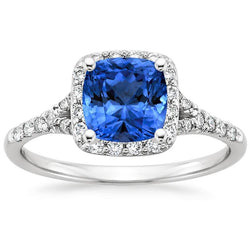 Anello con zaffiro dello Sri Lanka a cuscino da 4,10 carati e diamanti tondi in oro bianco 14K