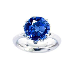 Anello con zaffiro di Ceylon da 1,90 carati e diamanti in oro bianco 14 carati