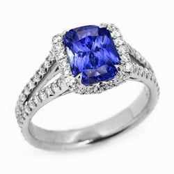 Anello con zaffiro di Ceylon radiante Halo 4.50 carati di diamanti con gambo diviso