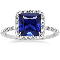 Anello da donna Halo con zaffiro blu principessa con pavé di diamanti 5.50 carati