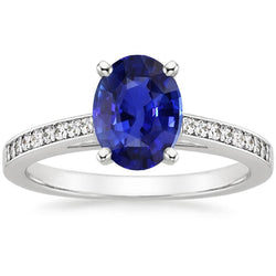 Anello da donna con zaffiro di Ceylon con gemme e diamanti. 4.50 carati