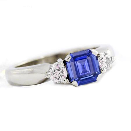 Anello da donna con zaffiro smeraldo da 1,25 carati e 3 diamanti rotondi in oro bianco 14 carati - harrychadent.it