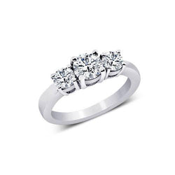 Anello di fidanzamento con 3 pietre rotonde con diamanti da 2 carati. gioielli in oro massiccio
