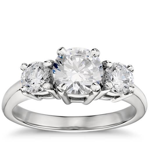 Anello di fidanzamento con diamante da 2,50 carati a tre pietre con taglio rotondo - harrychadent.it
