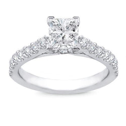 Anello di fidanzamento con diamante in oro bianco con accenti 3,25 ct