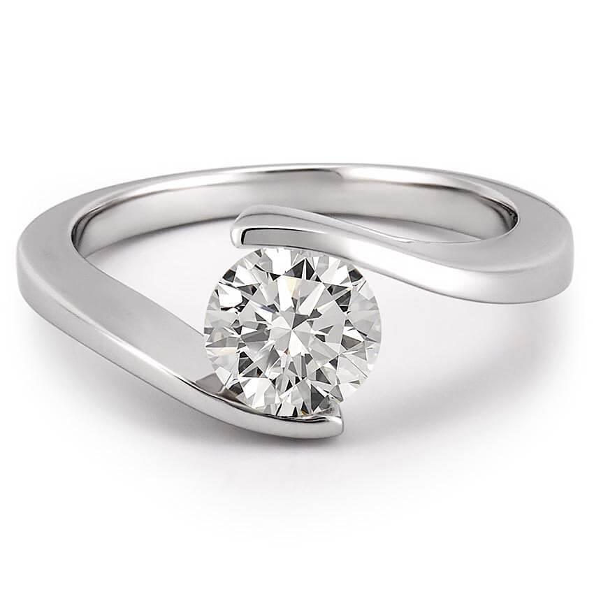 Anello di fidanzamento con diamante solitario da 0.75 carati in oro bianco 14K - harrychadent.it