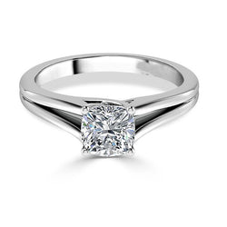 Anello di fidanzamento con diamante solitario da 1,75 ct taglio cuscino, oro bianco 14 carati