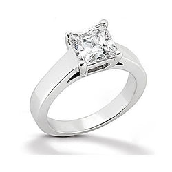 Anello di fidanzamento con diamante taglio Princess da 1 carato in oro bianco 14K