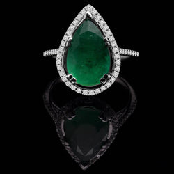 Anello Di Fidanzamento Con Gemma Verde Smeraldo Da 4,50 Carati E Diamante In Oro Bianco 14K