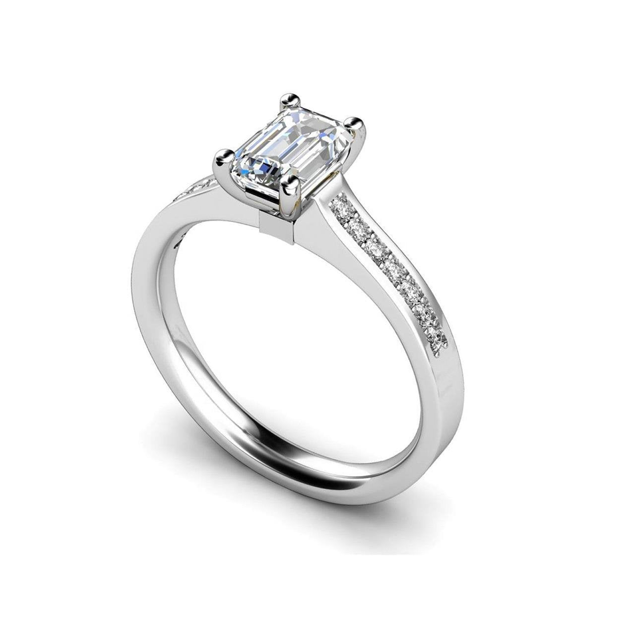 Anello di fidanzamento con smeraldo scintillante e diamante taglio rotondo da 1,51 ct - harrychadent.it