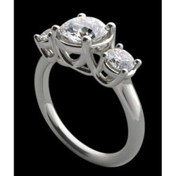 Anello di fidanzamento con tre diamanti Lucida 2.50 carati in oro bianco