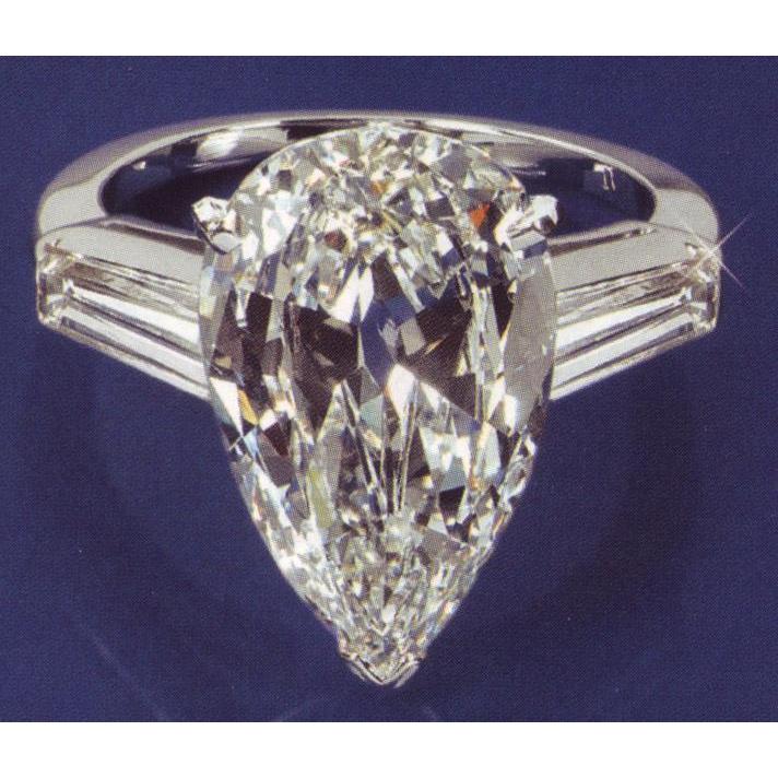Anello di fidanzamento con tre pietre di diamante a forma di pera da 2.10 carati - harrychadent.it