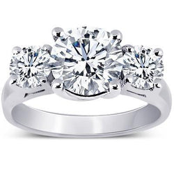 Anello di fidanzamento con tre pietre di diamante rotondo da 4 carati in oro bianco 14K