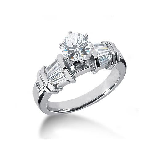 Anello di fidanzamento con tre pietre rotonde e diamanti baguette da 2.25 carati - harrychadent.it