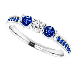 Anello di fidanzamento con zaffiro blu e diamante 1.07 carati Novità