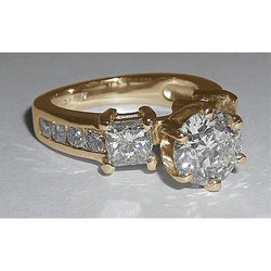 Anello di fidanzamento da donna con diamanti 4.51 ct. Gioielli in oro bianco