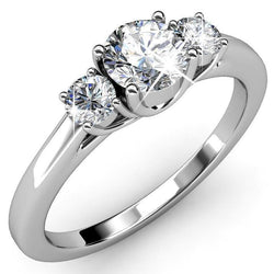 Anello di fidanzamento in oro bianco con tre diamanti a taglio rotondo da 3,25 ct