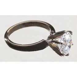 Anello di fidanzamento solitario con diamante da 1,50 carati in oro bianco 14 carati
