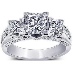 Anello di fidanzamento stile principessa e diamante rotondo 3 carati 3 pietre