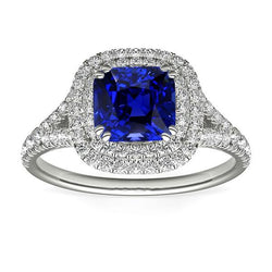 Anello doppio alone con zaffiro a cuscino da 4 carati e pavé di diamanti con gambo diviso