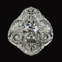 Anello fantasia in stile antico con diamante a taglio antico rotondo 4 carati Milgrain