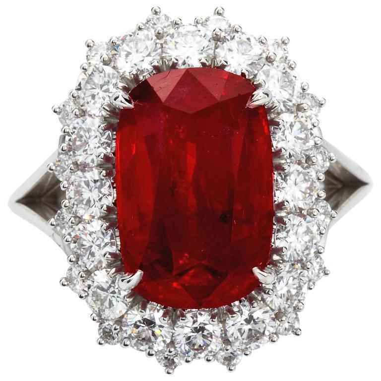 Anello grande rubino rosso taglio cuscino con diamante oro bianco 14 carati 7.25 ct - harrychadent.it